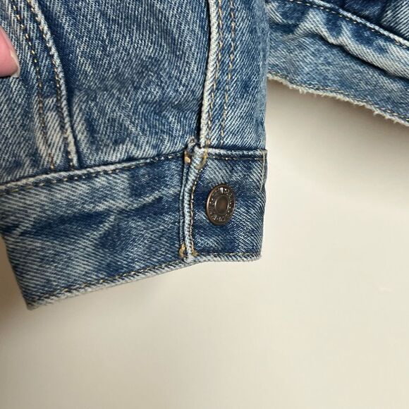 Levi’s Ex Boyfriend Sherpa Lined Trucker Denim Jacket Aritzia Womens S - Picture 8 of 11